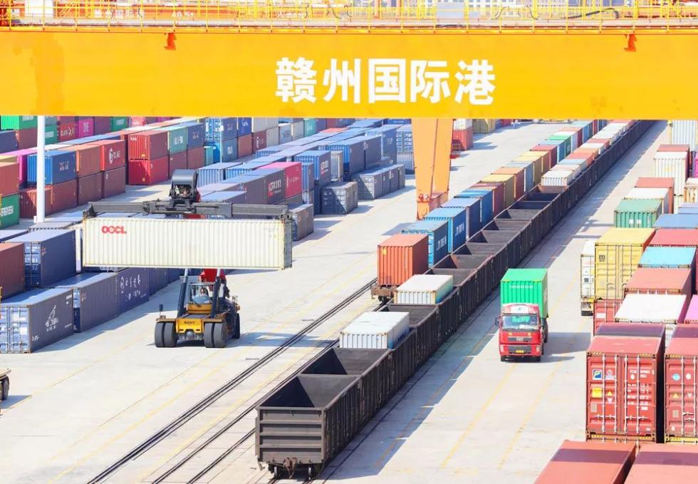 中歐班列 機(jī)械進(jìn)出口的鋼鐵動(dòng)脈，在全球變局中逆勢(shì)增長(zhǎng)